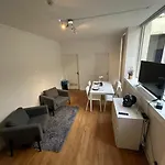 Charming Studio In Bond Street